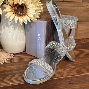 JLo silver/iridescent studded sandals NEW WITH BOX size 8.5 M